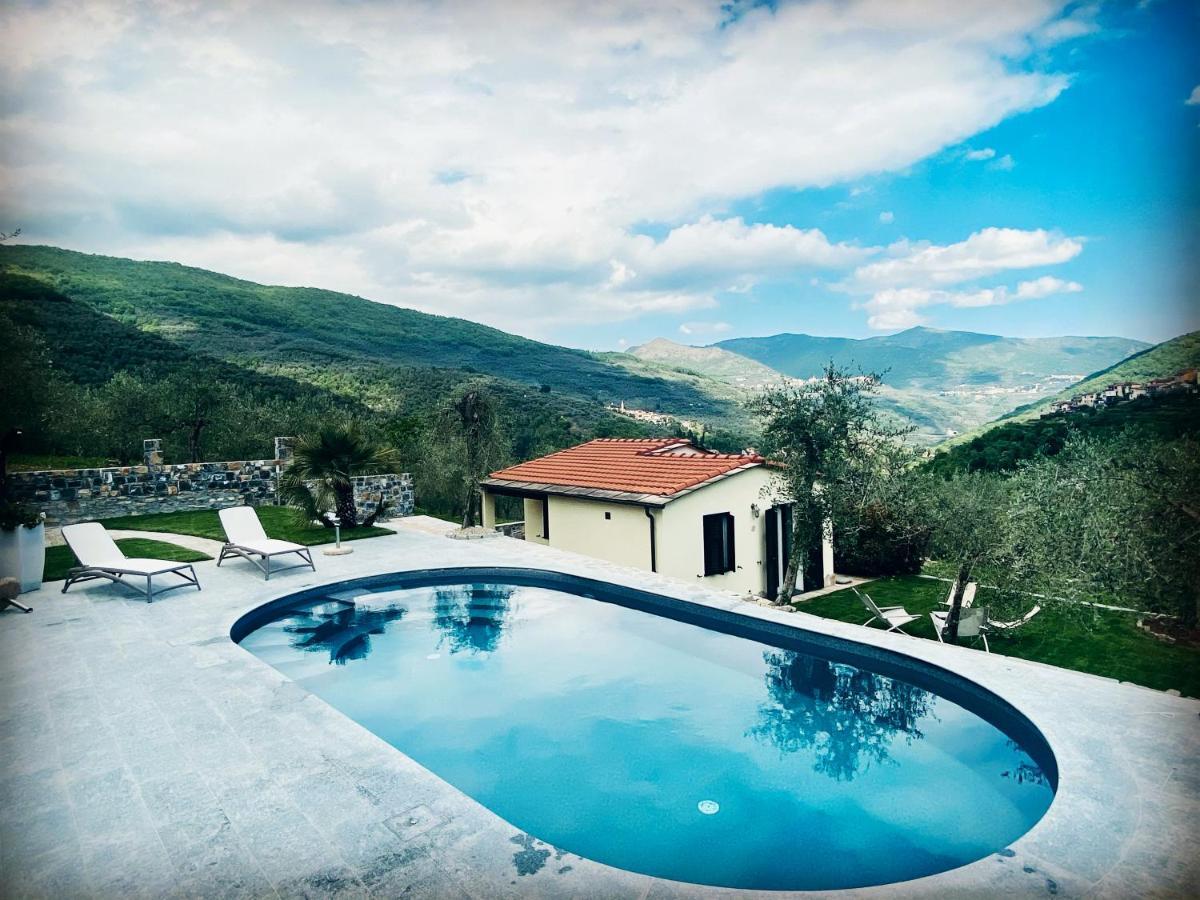 Casa Vacanze Gli Ulivi Borgomaro Exteriér fotografie