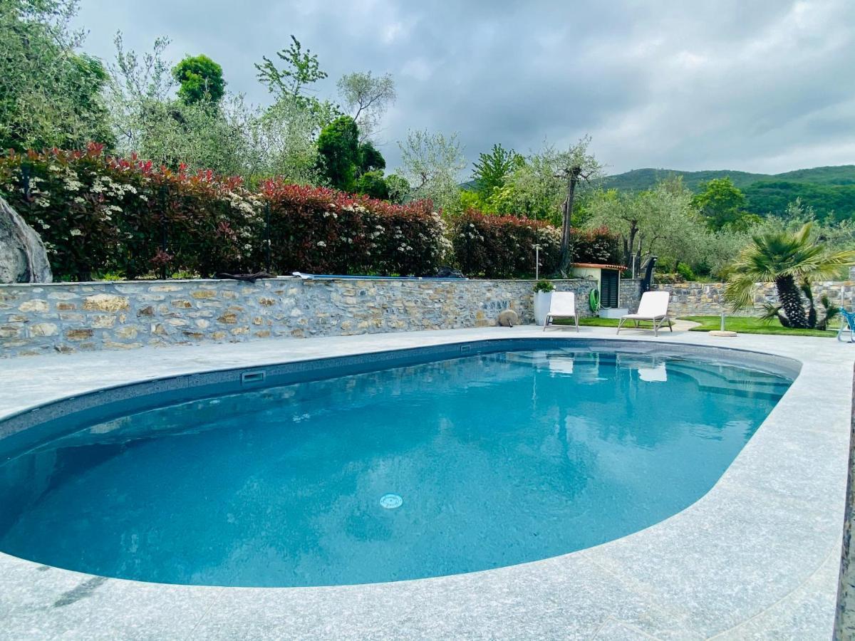 Casa Vacanze Gli Ulivi Borgomaro Exteriér fotografie