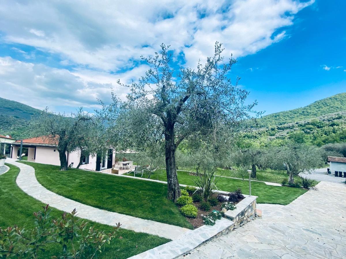 Casa Vacanze Gli Ulivi Borgomaro Exteriér fotografie