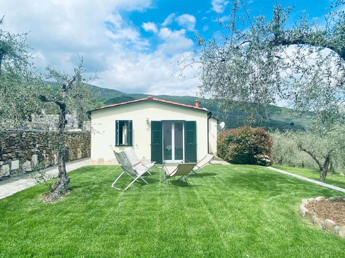 Casa Vacanze Gli Ulivi Borgomaro Exteriér fotografie