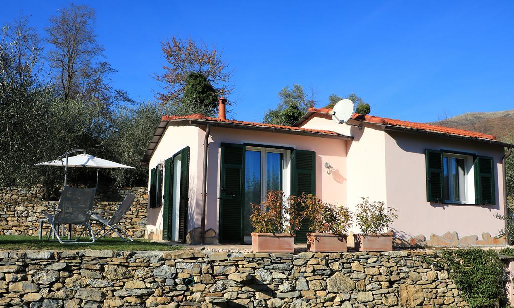Casa Vacanze Gli Ulivi Borgomaro Exteriér fotografie