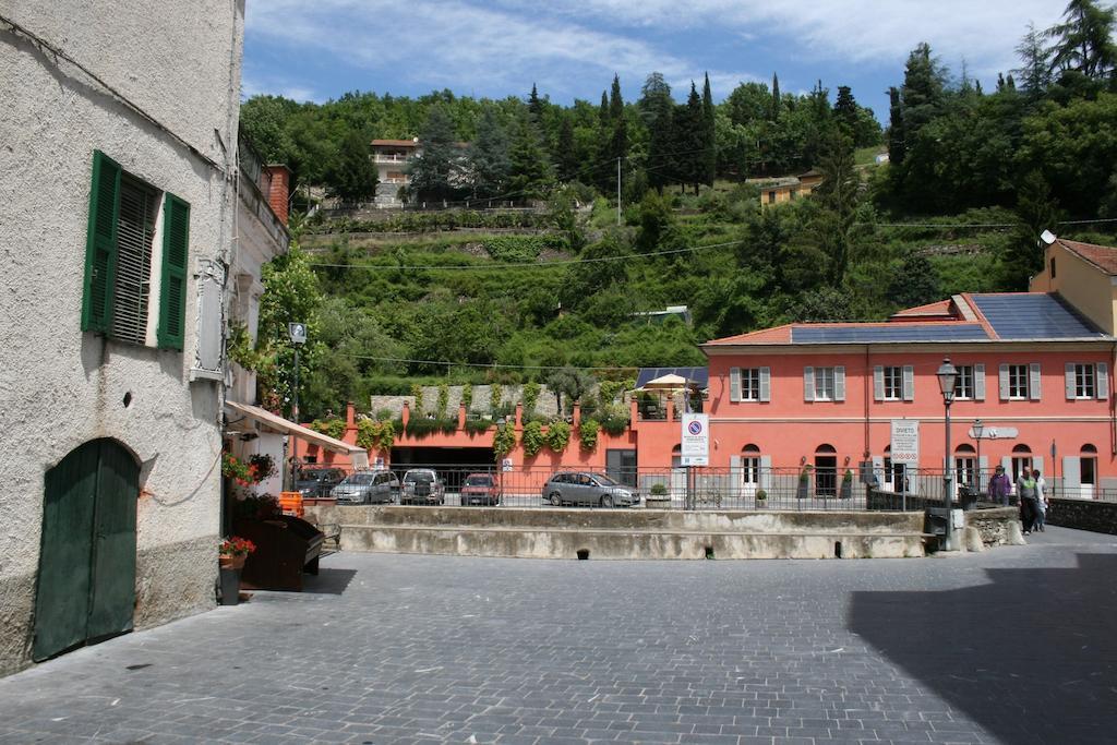 Casa Vacanze Gli Ulivi Borgomaro Pokoj fotografie
